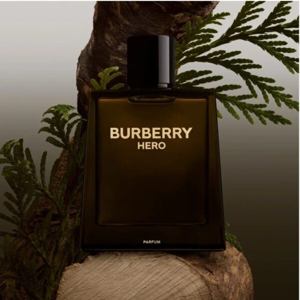 Burberry Hero Parfum 100ml - Image 3