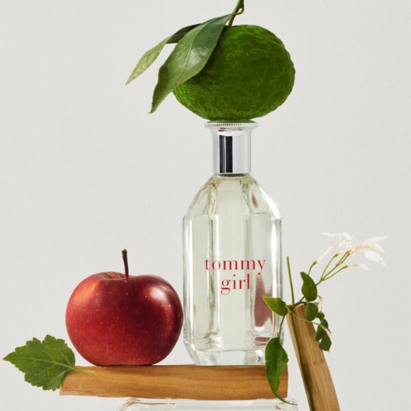 Tommy Hilfiger Tommy Girl Eau de Toilette 100ml - Image 3